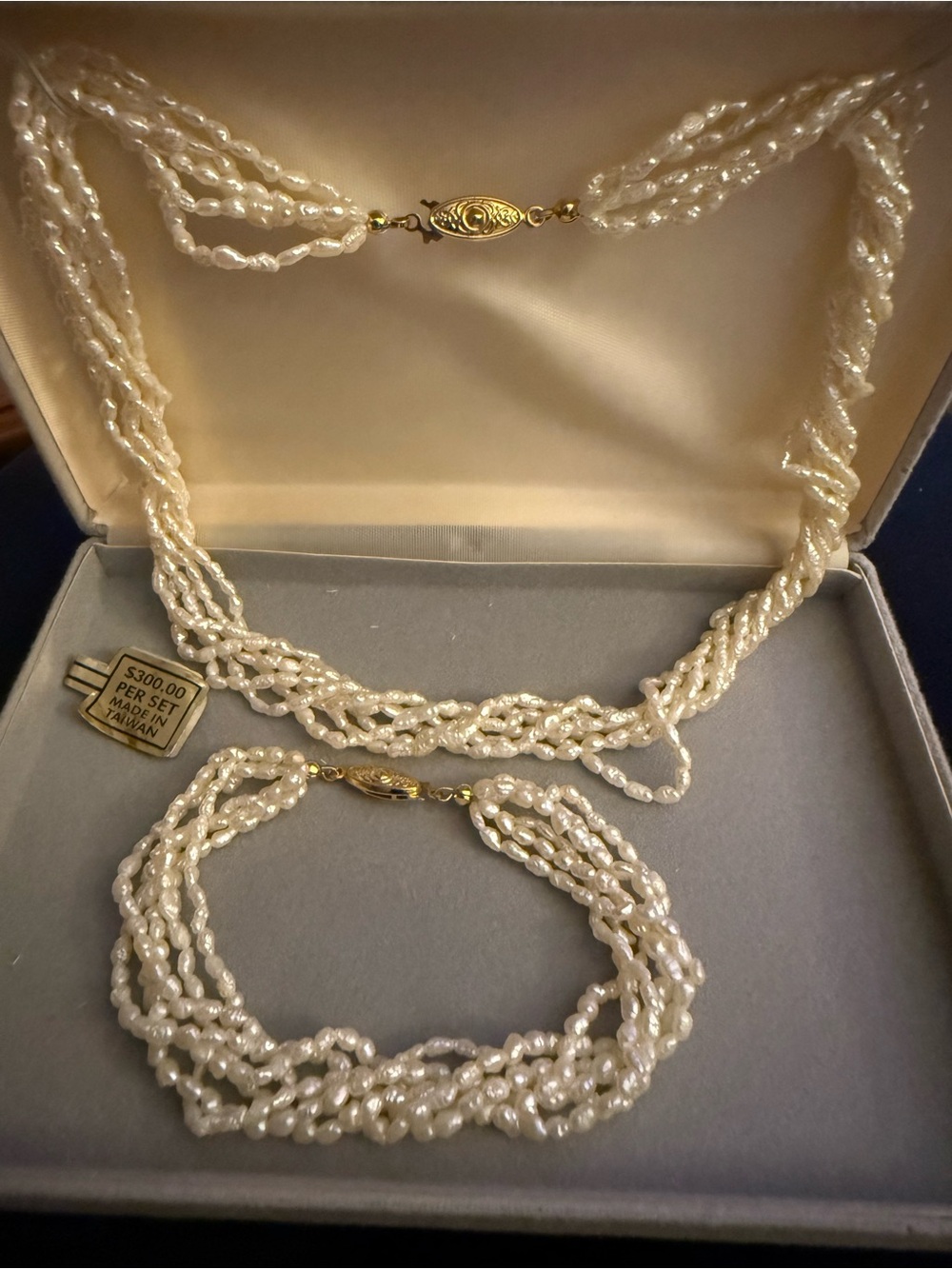Freshwater Pearl Multi-Strand Necklace and Bracelet Set - Cream